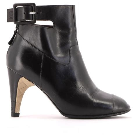 bottines noires chanel|Bottes Chanel femme occasion .